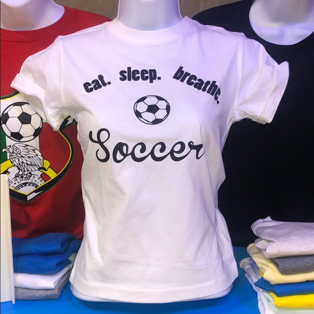 Kids 8/10 soccer T-shirt